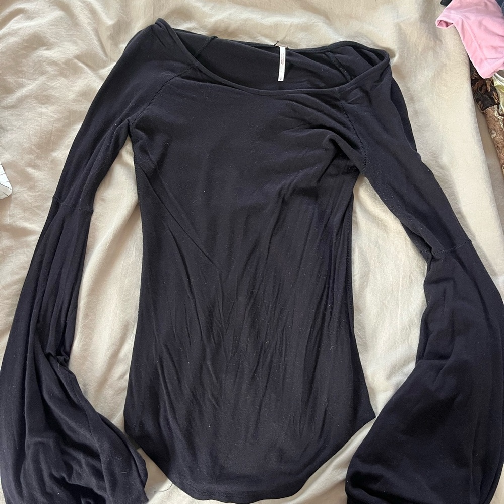 Free people bell sleeve women’s black top